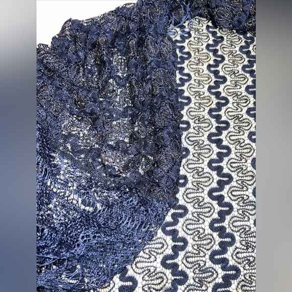 Women's Navy Blue & Gold Thread Fringed Shawl Scarf Cover - Picture 3 of 6